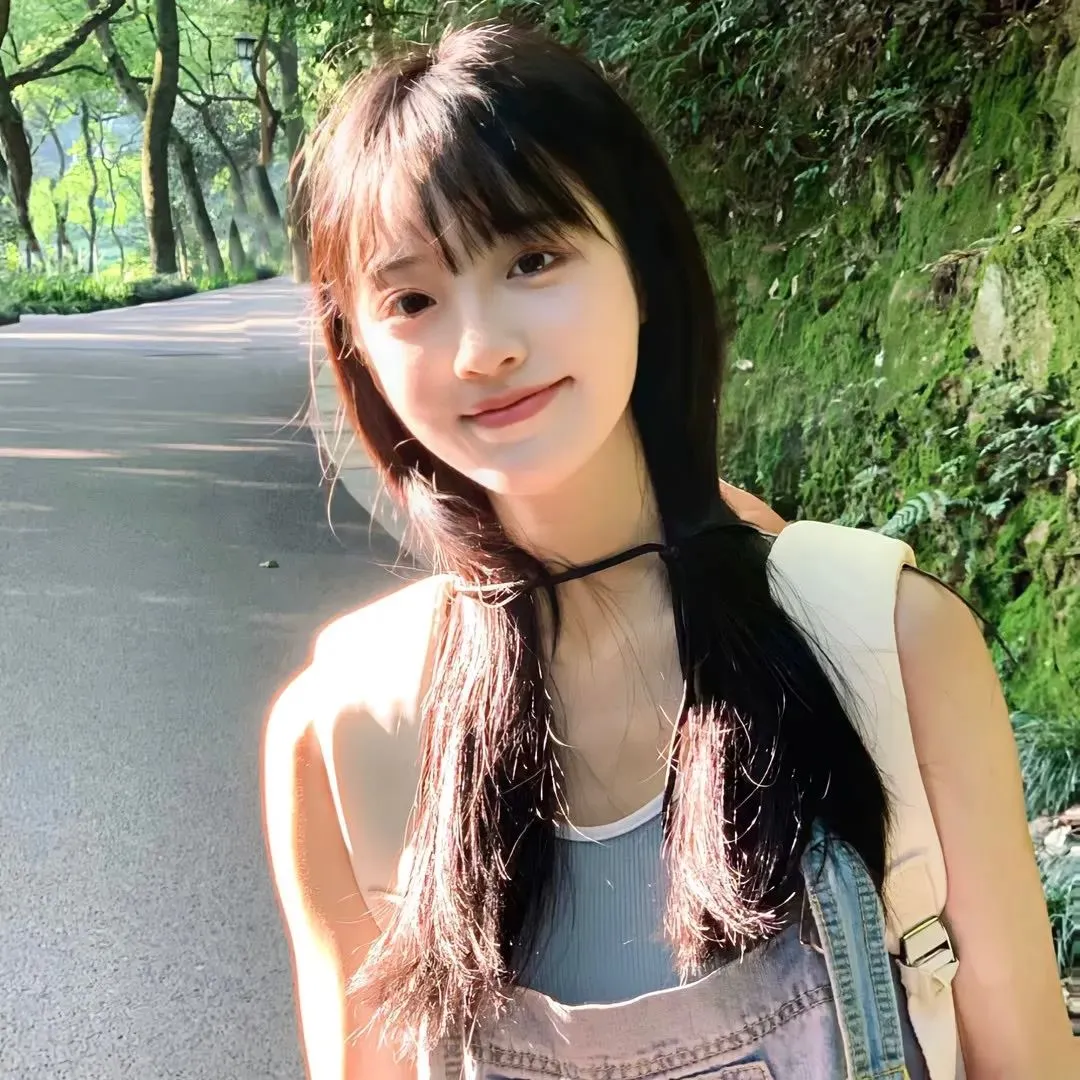 小津安二郎经典《晚春》超清修复：为了让女儿出嫁而编造谎言的父亲，极致克制的日本美学