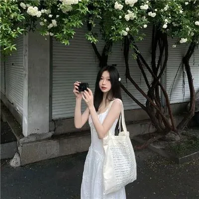 改变国家的电影《出租车司机》高清完整版：小人物镜头下的光州事件，催泪震撼